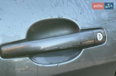 Хетчбек Peugeot 308 2011 в 