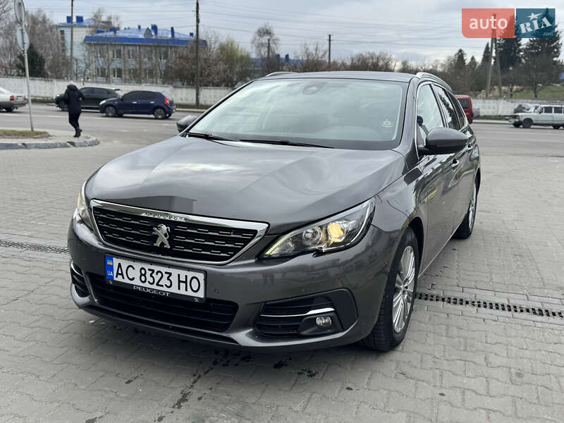 Универсал Peugeot 308 2017 в Луцке