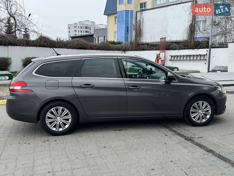 Универсал Peugeot 308 2017 в Луцке