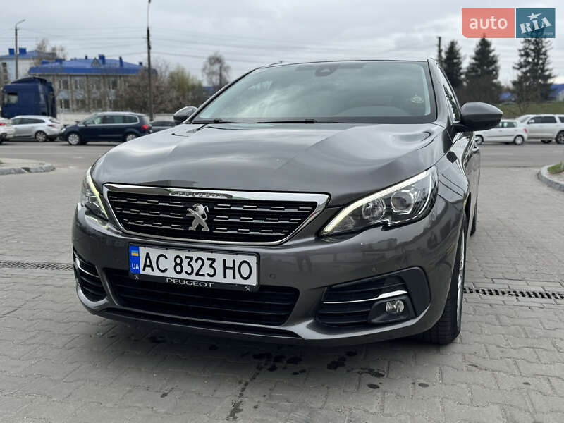 Универсал Peugeot 308 2017 в Луцке