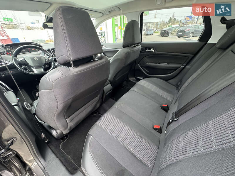 Универсал Peugeot 308 2017 в Луцке