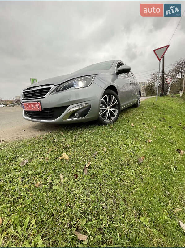 Універсал Peugeot 308 2017 в Дрогобичі