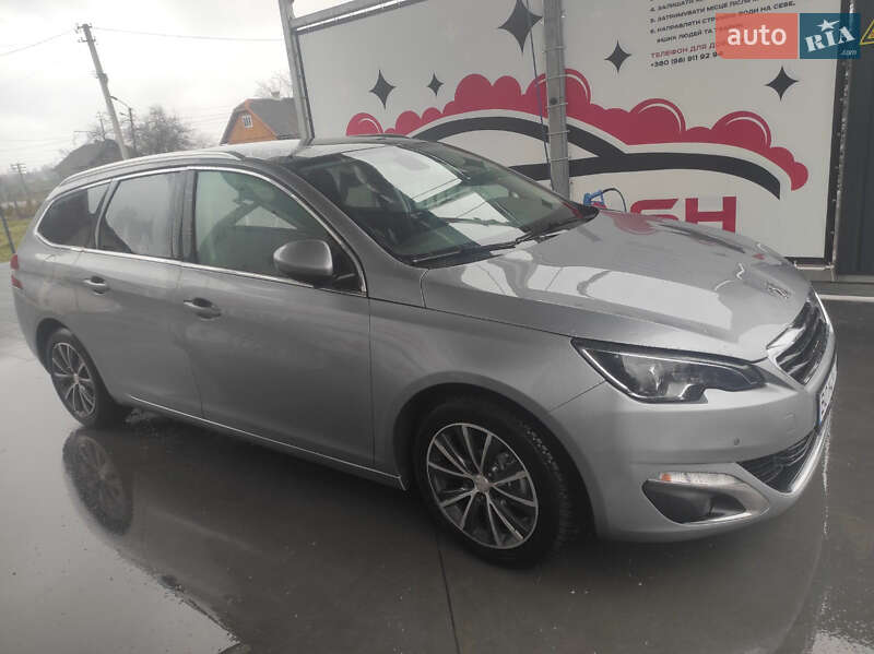 Універсал Peugeot 308 2017 в Дрогобичі