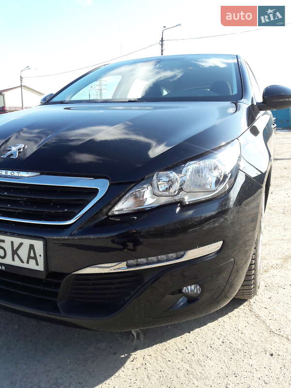 Универсал Peugeot 308 2015 в Киеве