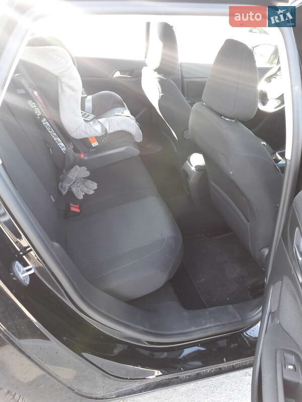 Универсал Peugeot 308 2015 в Киеве