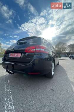 Універсал Peugeot 308 2015 в 
