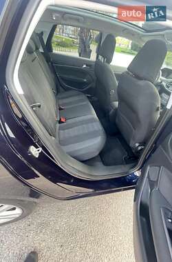 Універсал Peugeot 308 2015 в 