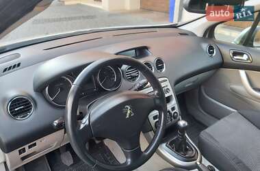 Универсал Peugeot 308 2011 в 