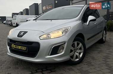 Хетчбек Peugeot 308 2013 в 