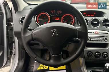 Хетчбек Peugeot 308 2013 в 