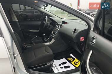Хетчбек Peugeot 308 2013 в 