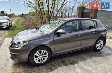 Хэтчбек Peugeot 308 2014 в 