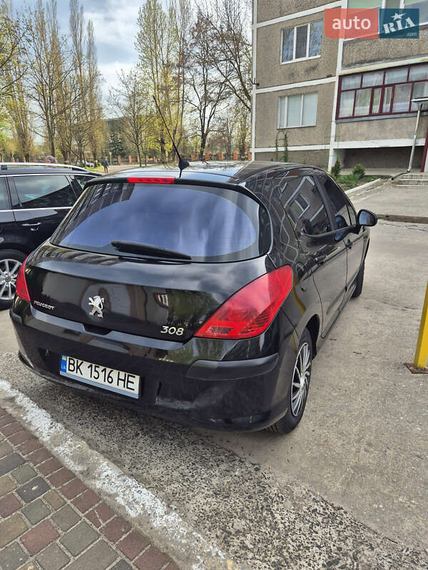 Хетчбек Peugeot 308 2008 в Вараші
