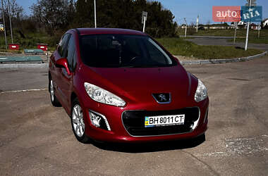 Peugeot 308 2011 Peugeot 308 2011