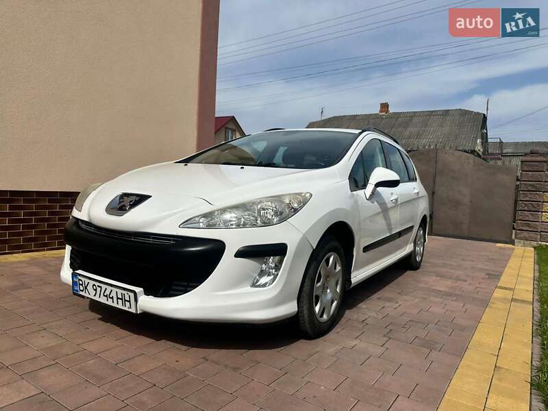Універсал Peugeot 308 2009 в Дубні