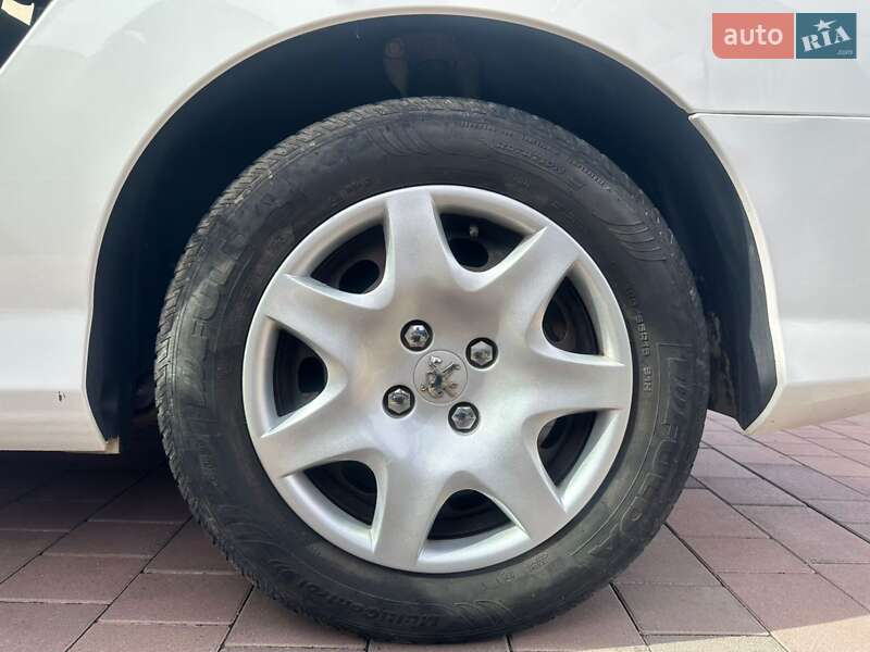 Універсал Peugeot 308 2009 в Дубні