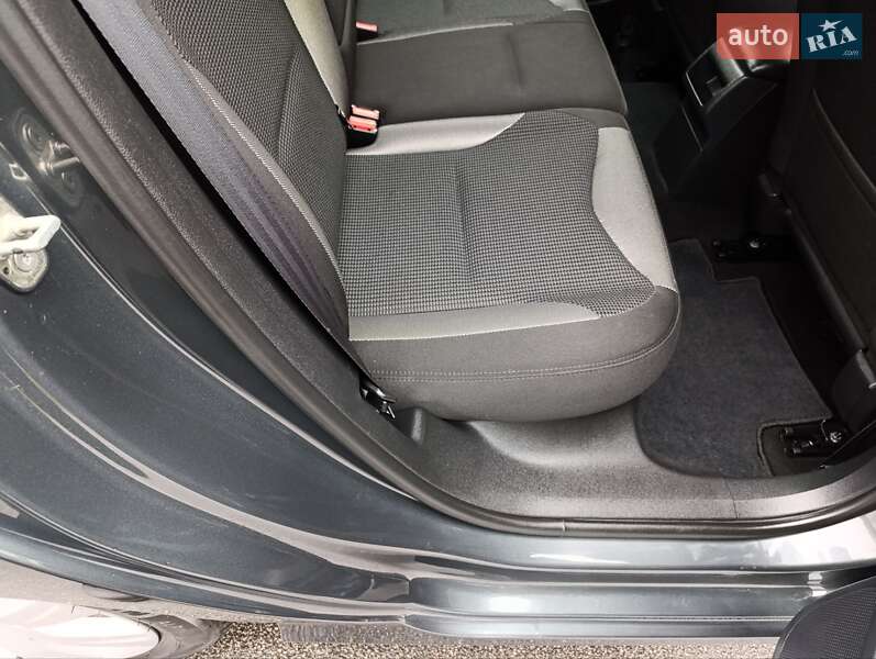 Хэтчбек Peugeot 308 2013 в Киеве