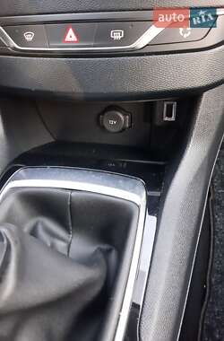 Универсал Peugeot 308 2017 в 