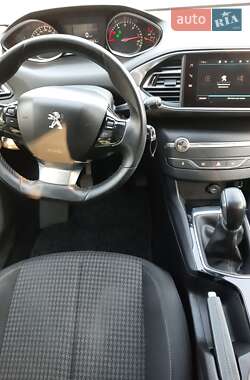 Универсал Peugeot 308 2017 в 
