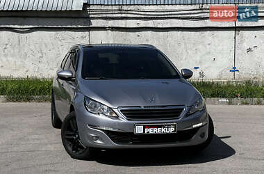 Універсал Peugeot 308 2014 в 