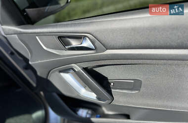 Універсал Peugeot 308 2014 в 