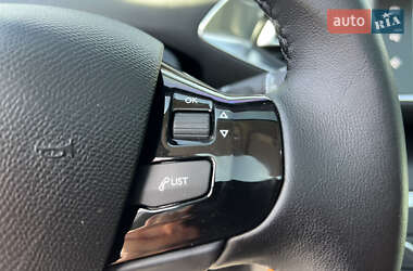 Універсал Peugeot 308 2014 в 