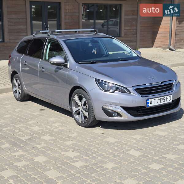 Peugeot 308 2016