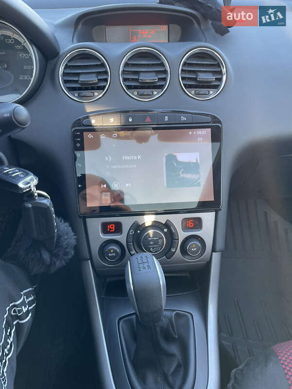 Хэтчбек Peugeot 308 2010 в Харькове