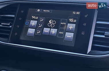 Универсал Peugeot 308 2015 в 