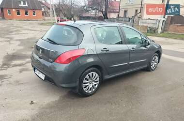 Хетчбек Peugeot 308 2012 в 