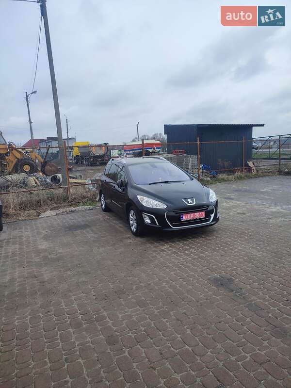 Универсал Peugeot 308 2013 в Луцке