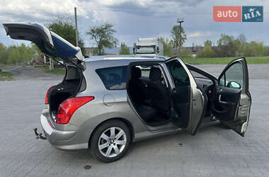 Універсал Peugeot 308 2012 в 