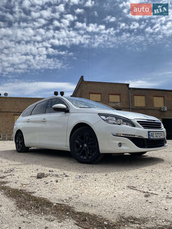 Peugeot 308 2015