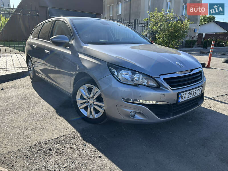 Универсал Peugeot 308 2015 в Киеве