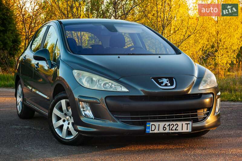 Хэтчбек Peugeot 308 2007 в Костополе