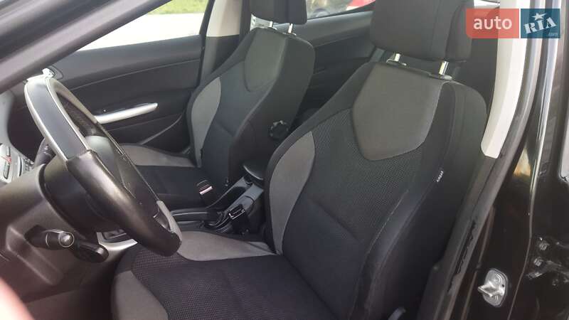 Хэтчбек Peugeot 308 2007 в Староконстантинове