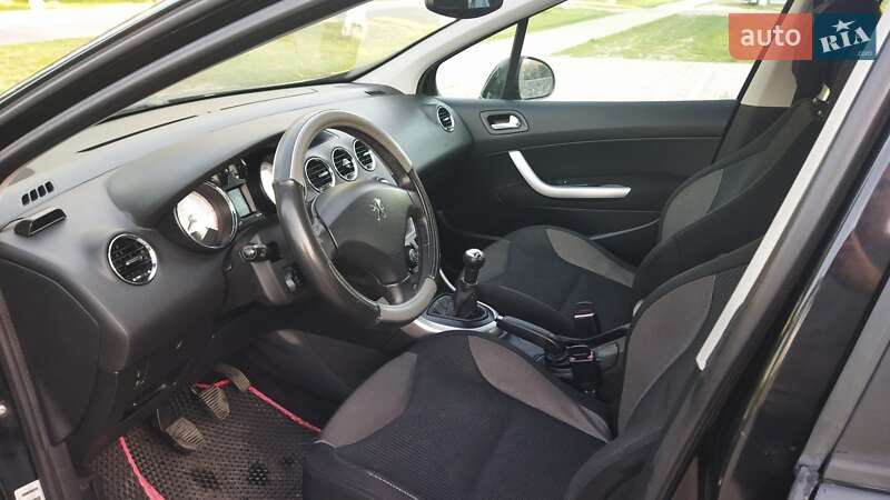 Хэтчбек Peugeot 308 2007 в Староконстантинове
