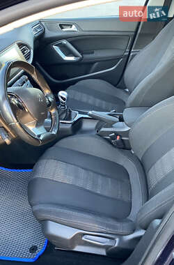 Універсал Peugeot 308 2015 в 