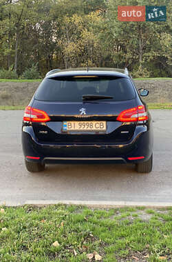 Універсал Peugeot 308 2015 в 