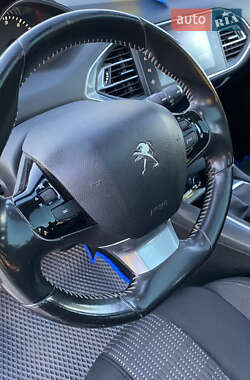Універсал Peugeot 308 2015 в 
