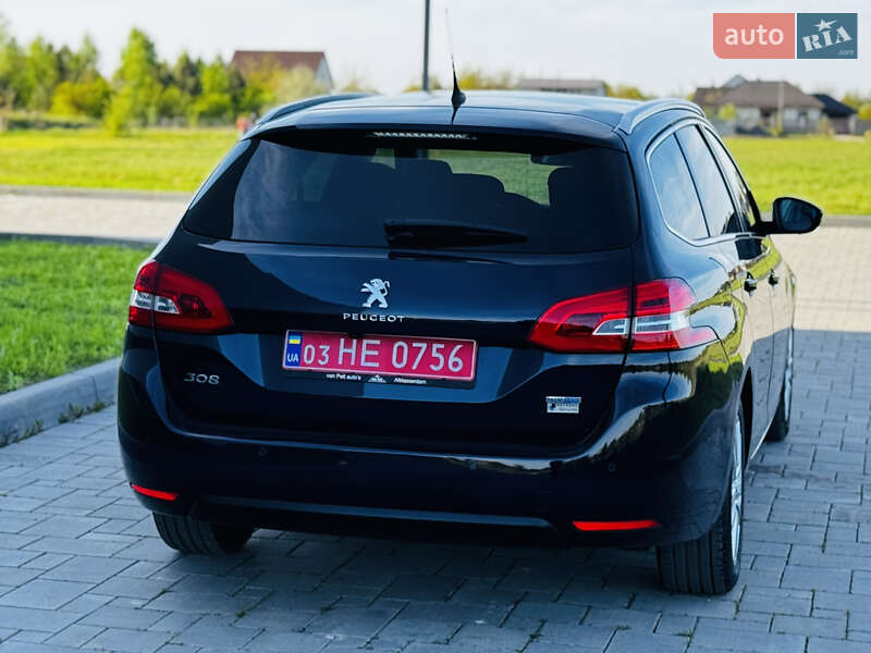 Універсал Peugeot 308 2015 в Здолбуніві