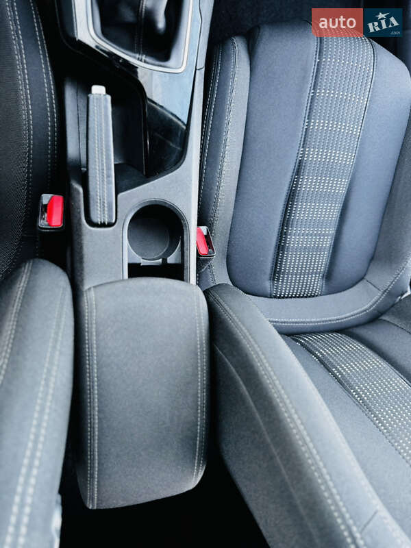 Універсал Peugeot 308 2015 в Здолбуніві