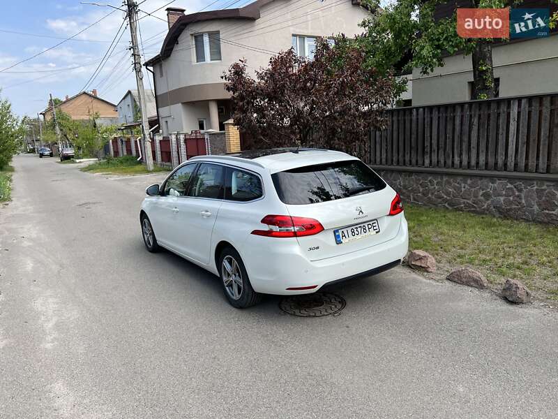 Универсал Peugeot 308 2016 в Киеве