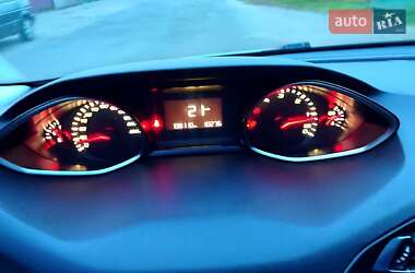 Універсал Peugeot 308 2015 в 