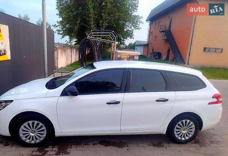 Універсал Peugeot 308 2015 в 