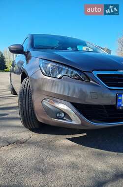 Peugeot 308 2015 Peugeot 308 2015