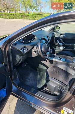 Універсал Peugeot 308 2015 в 