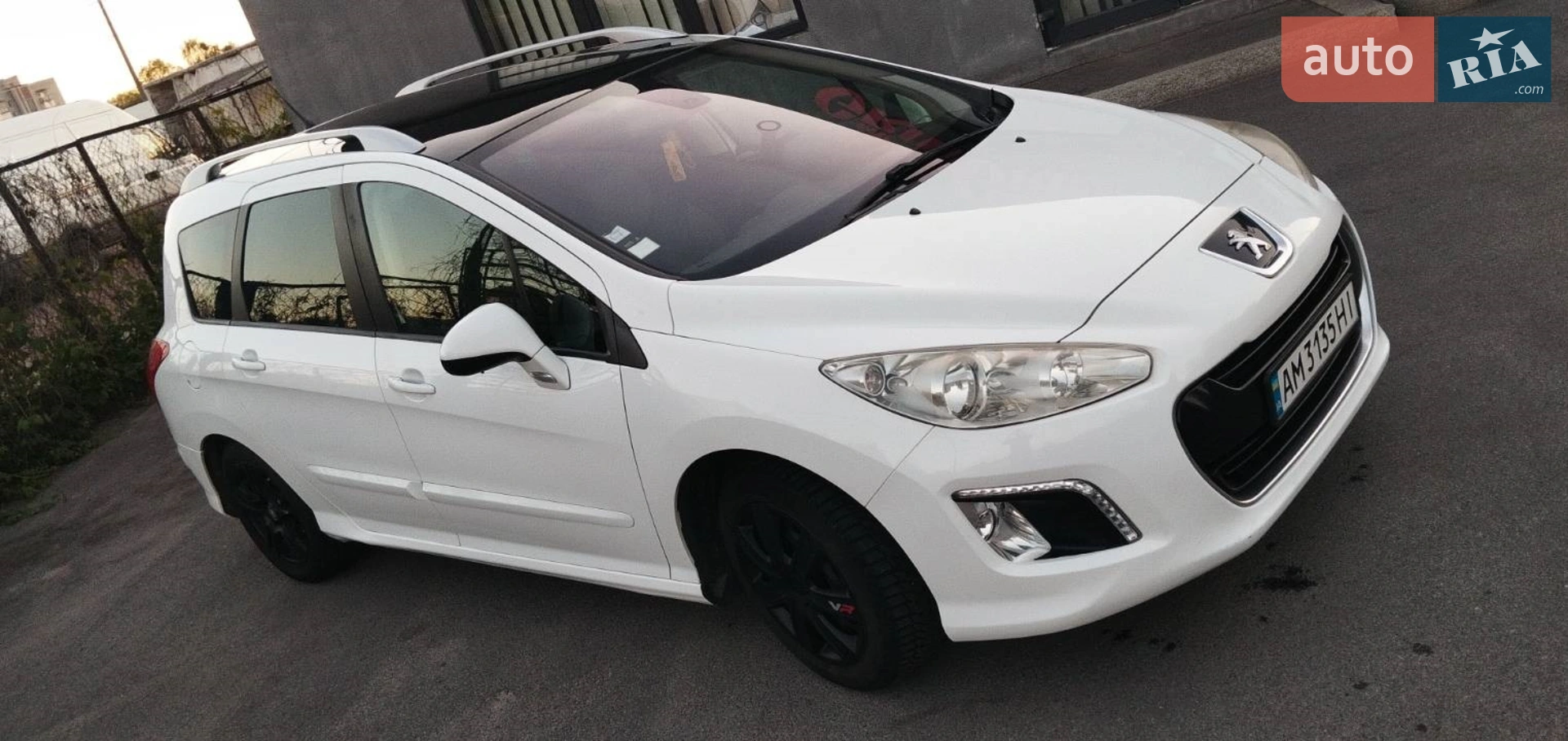 2013 Peugeot 308 - фото 1