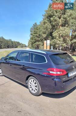 Універсал Peugeot 308 2015 в 