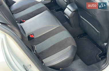 Хэтчбек Peugeot 308 2018 в 